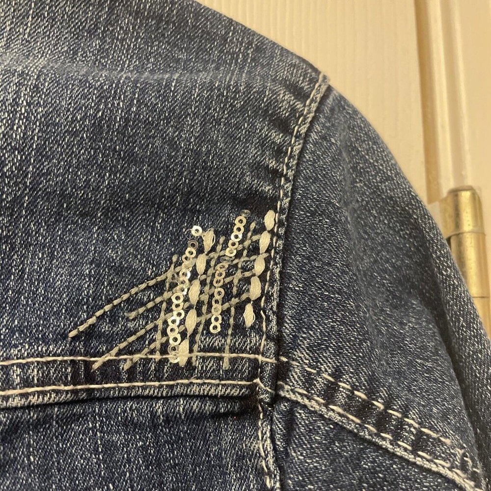 Rhythm in Blues Womens Medium Button Up Jean Jacket Blue Embroidered - Picture 9 of 11